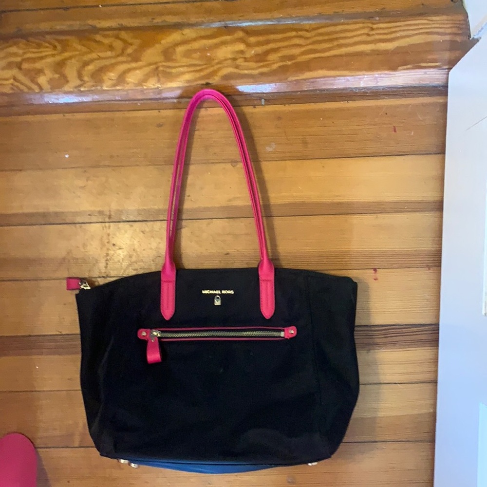 Michael Kors Nylon Kelsey Medium Tote